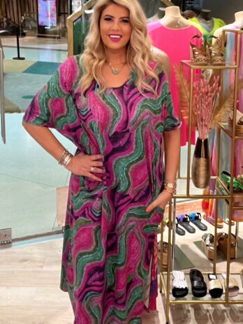 Vestido estilo Kaftan com aberturas